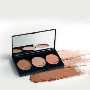 Peach Bite Farmasi blush bronzer highlighter